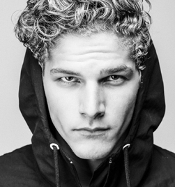 Head Shot Picture of Luke Dixon