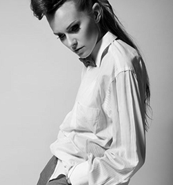 Head Shot Picture of Melody Turner